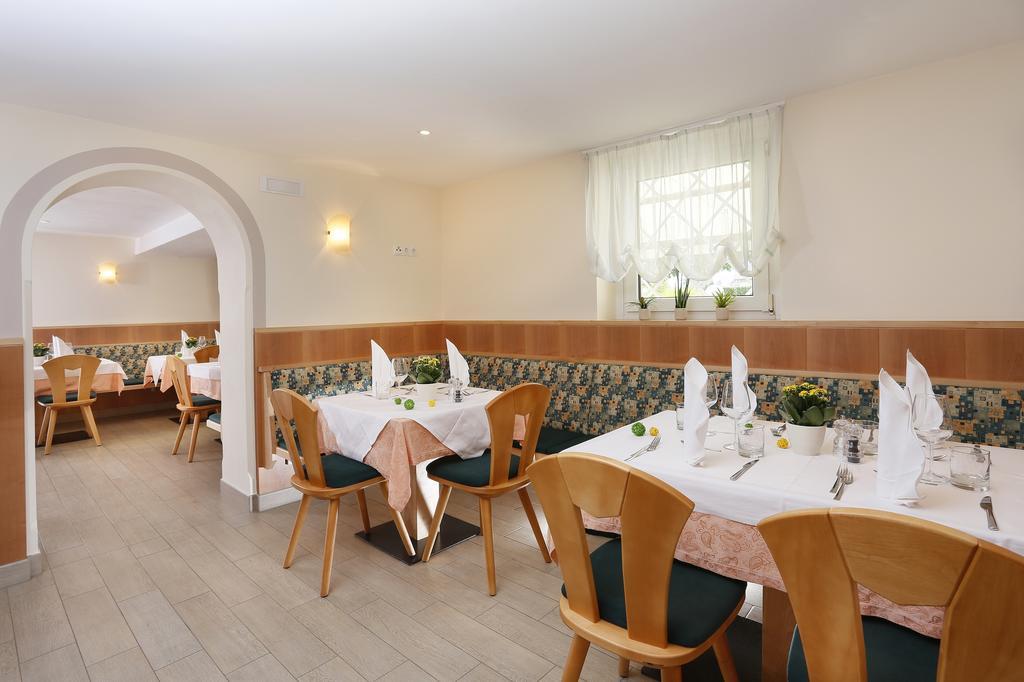 Pension Rosemarie Marlengo Extérieur photo